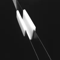 Clips d'assemblage poubelles recyclage flexibles