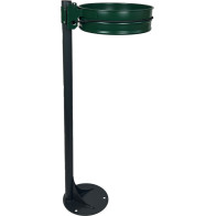 poteau gris manganèse supportant poubelle verte de parc