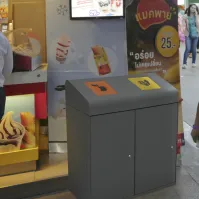 Poubelle tri 190L clapets bac intérieur