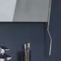 Miroir inclinable PMR Ruke 3 6 cm poignée inox salle de bain