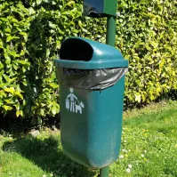 Corbeille 50L verte propreté canine avec kit fixation mat 60 mm